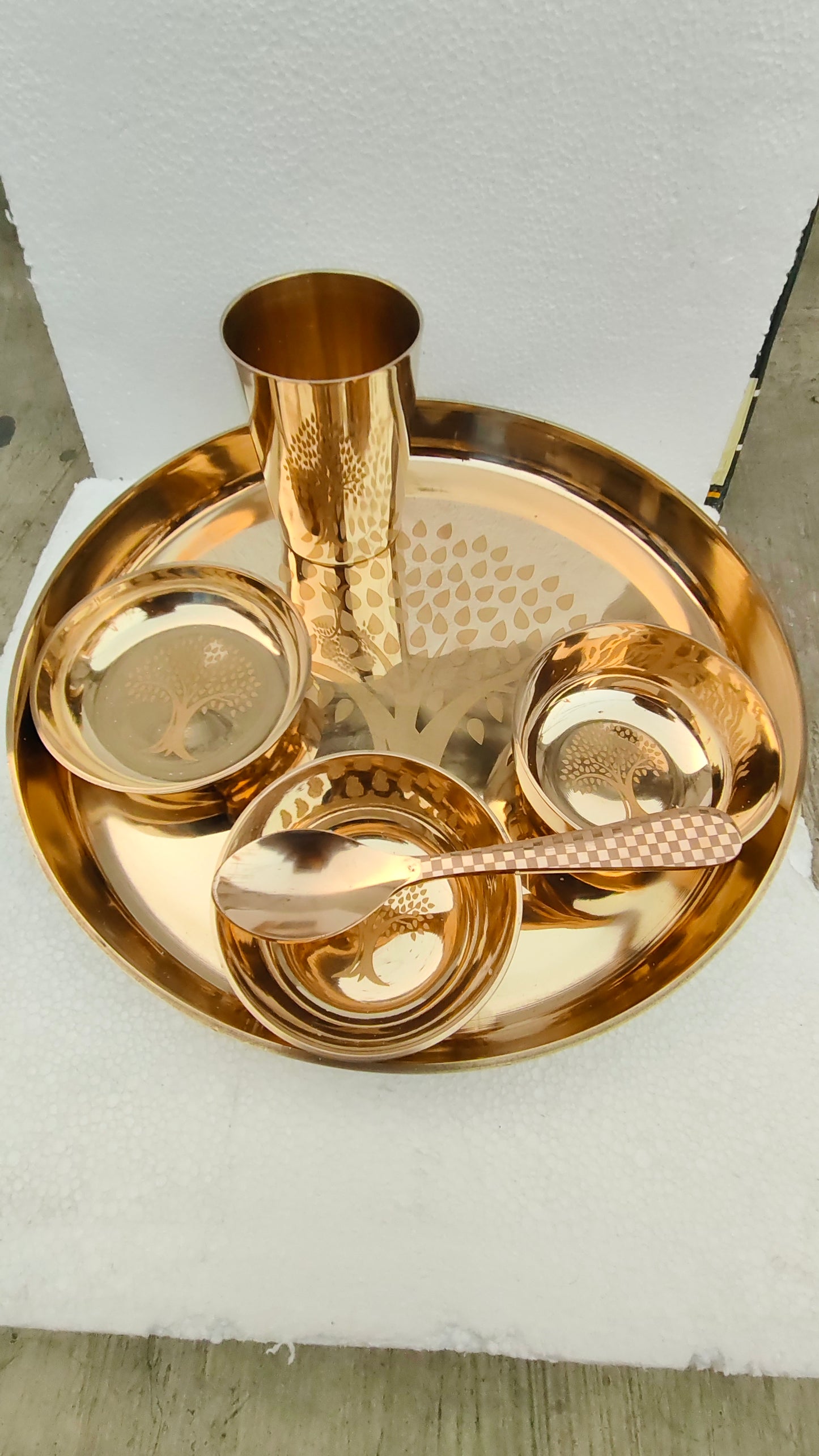 DINNER SET