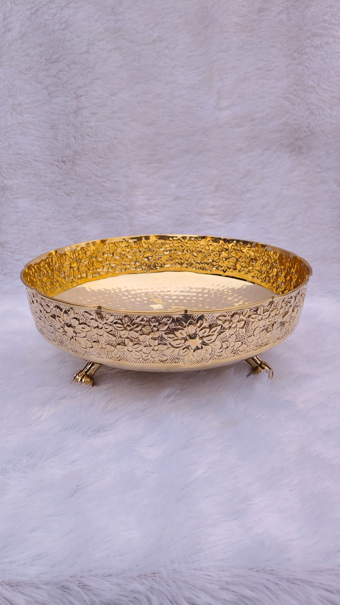 Traditional Brass Urli Bowl for Water & Flower Decoration | Decorative Brass Urli