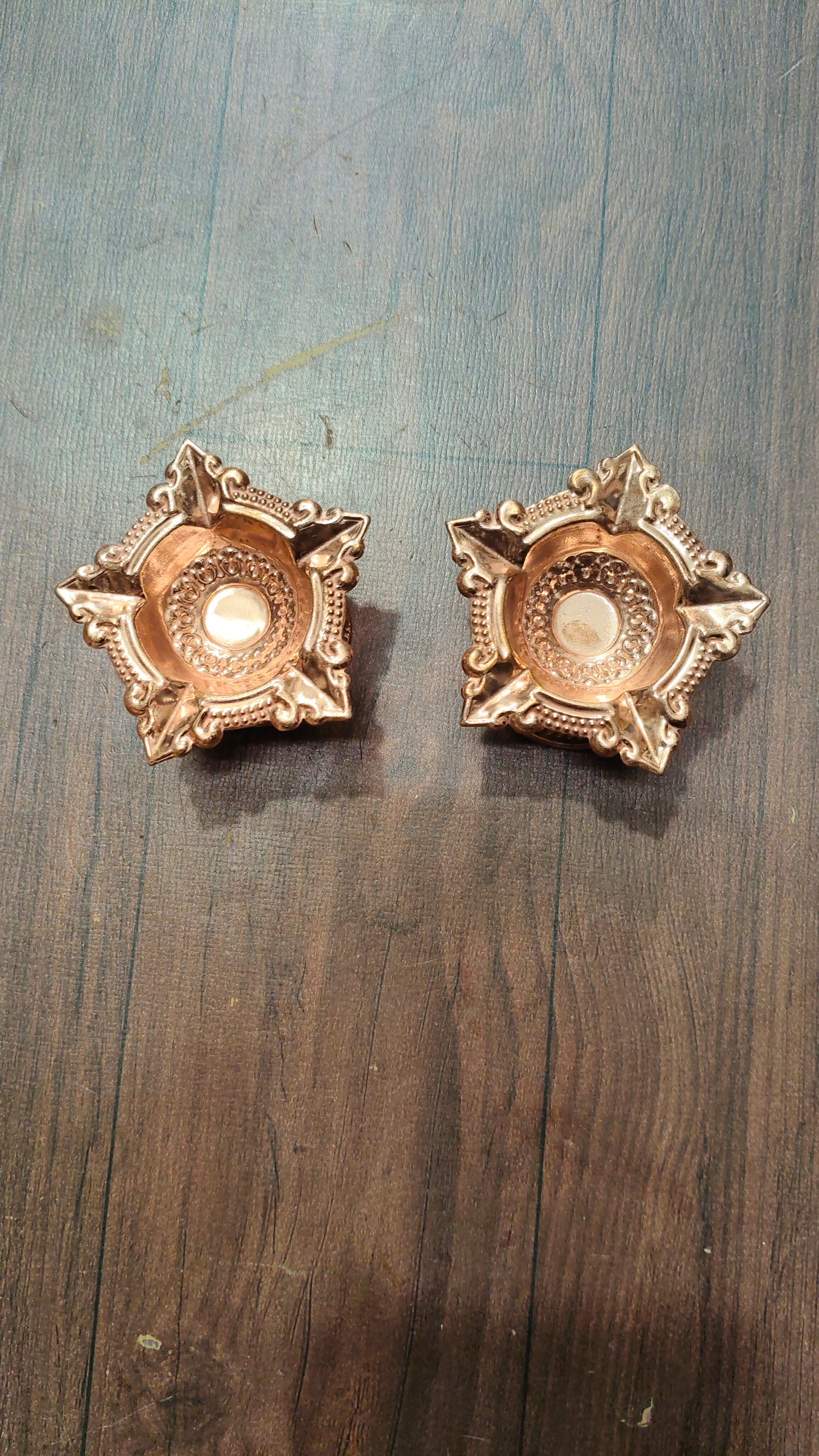 Traditional Copper Design Diya for Adhikmas | Decorative Copper Deepak